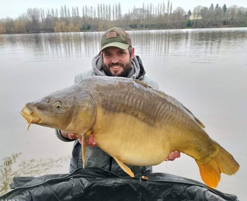 Pêche carpe étang de pesnel Neauphe-sous-Essai